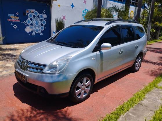 NISSAN GRAND LIVINA 1.8 SL 16V FLEX 4P AUTOMÁTICO